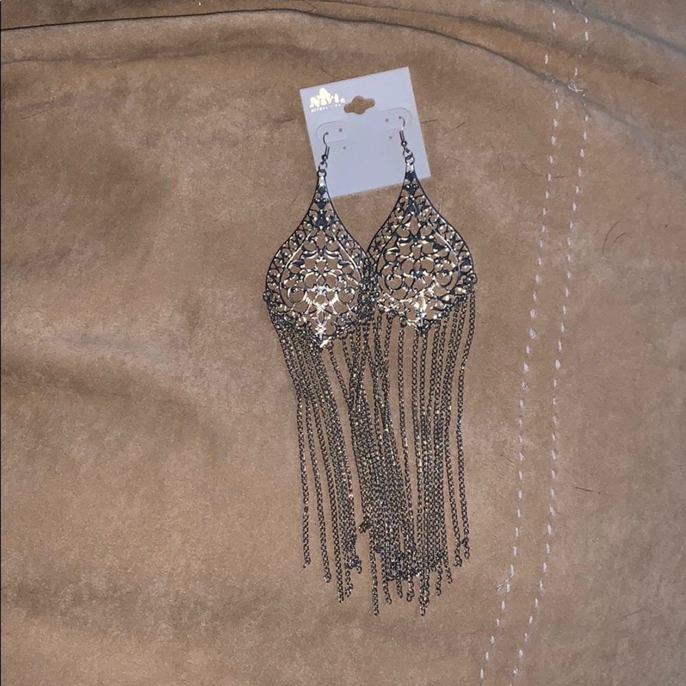 Navi earrings